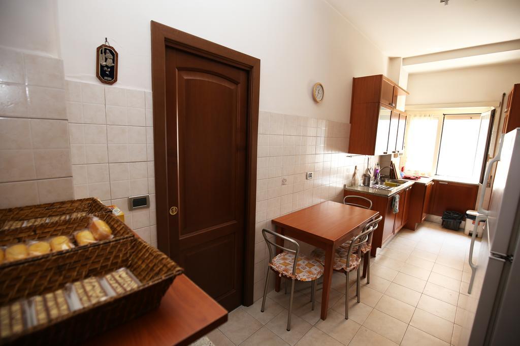 روما Anastasio II Bed & Breakfast الغرفة الصورة