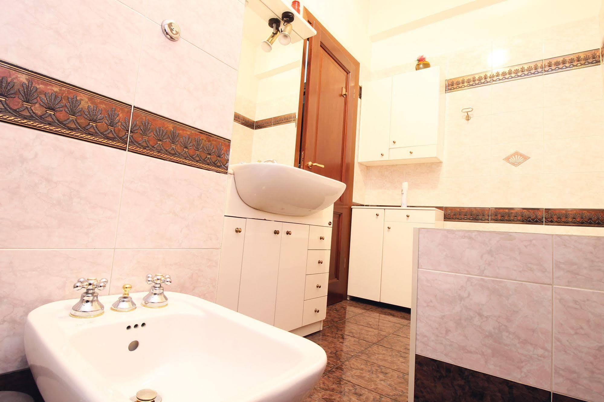 روما Anastasio II Bed & Breakfast المظهر الخارجي الصورة